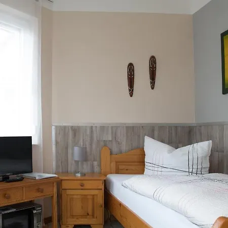 Ruhig Gelegenes 1 Zimmer Appartment Bad Staffelstein Zewnętrze zdjęcie